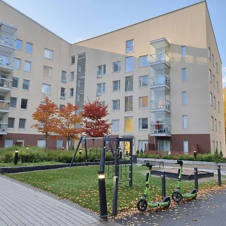 Viherpihan Toivo I 5g I Free Parking I Sauna エスポー